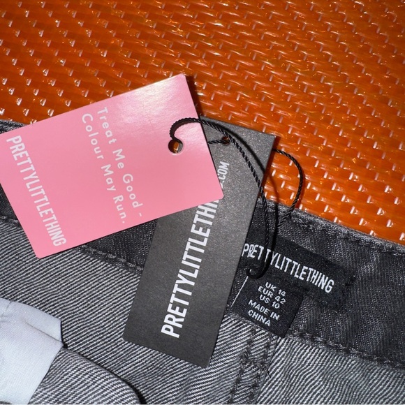 PrettyLittleThing Washed Gray Ruched Straight Leg Denim Jeans Women’s Size 10 - Picture 4 of 5